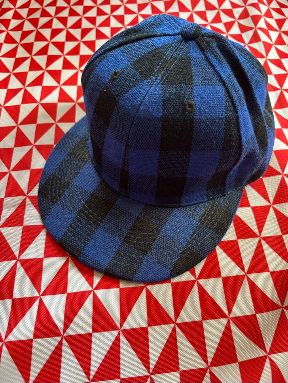 K&b blue plaid hat men’s medium